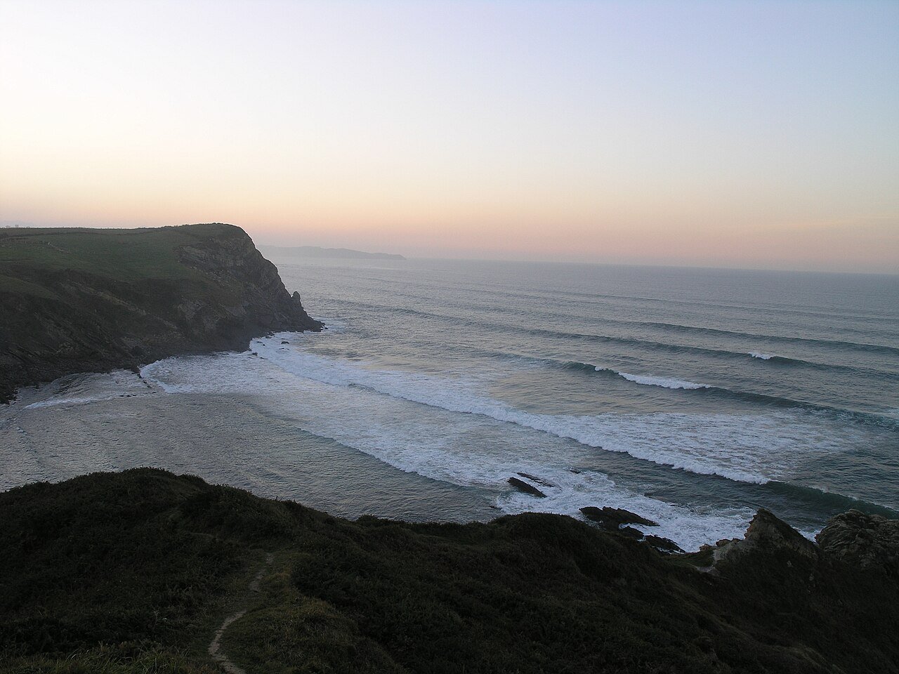 Foto de Ensenada De Fonfría por @baseline_wikimedia