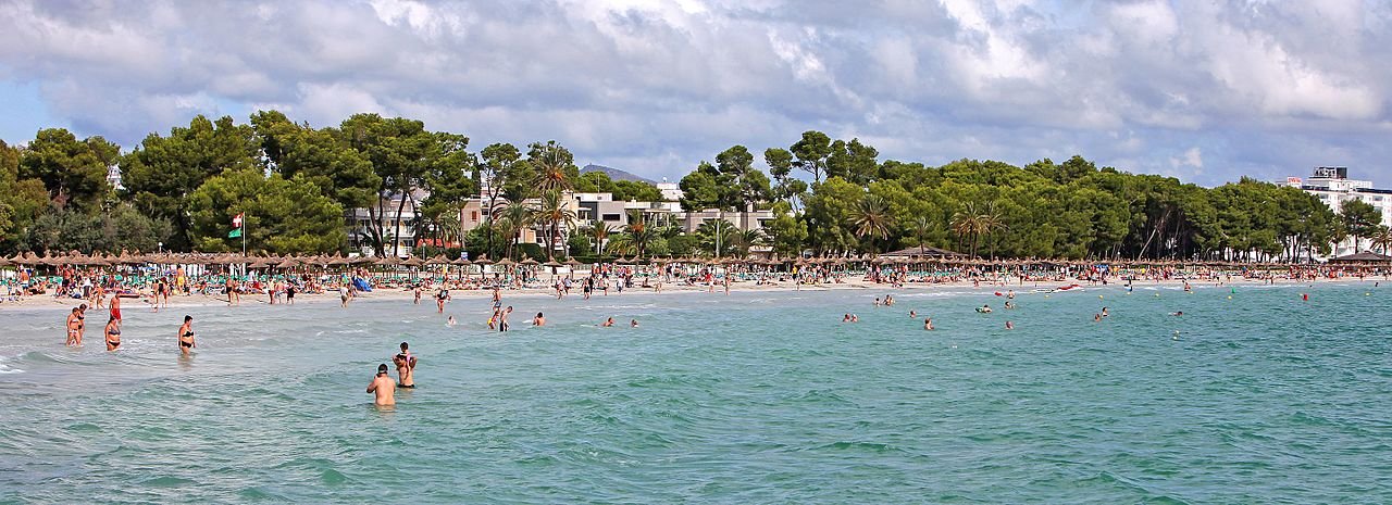 Foto de Alcudia por @baseline_wikimedia