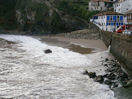 Tazones