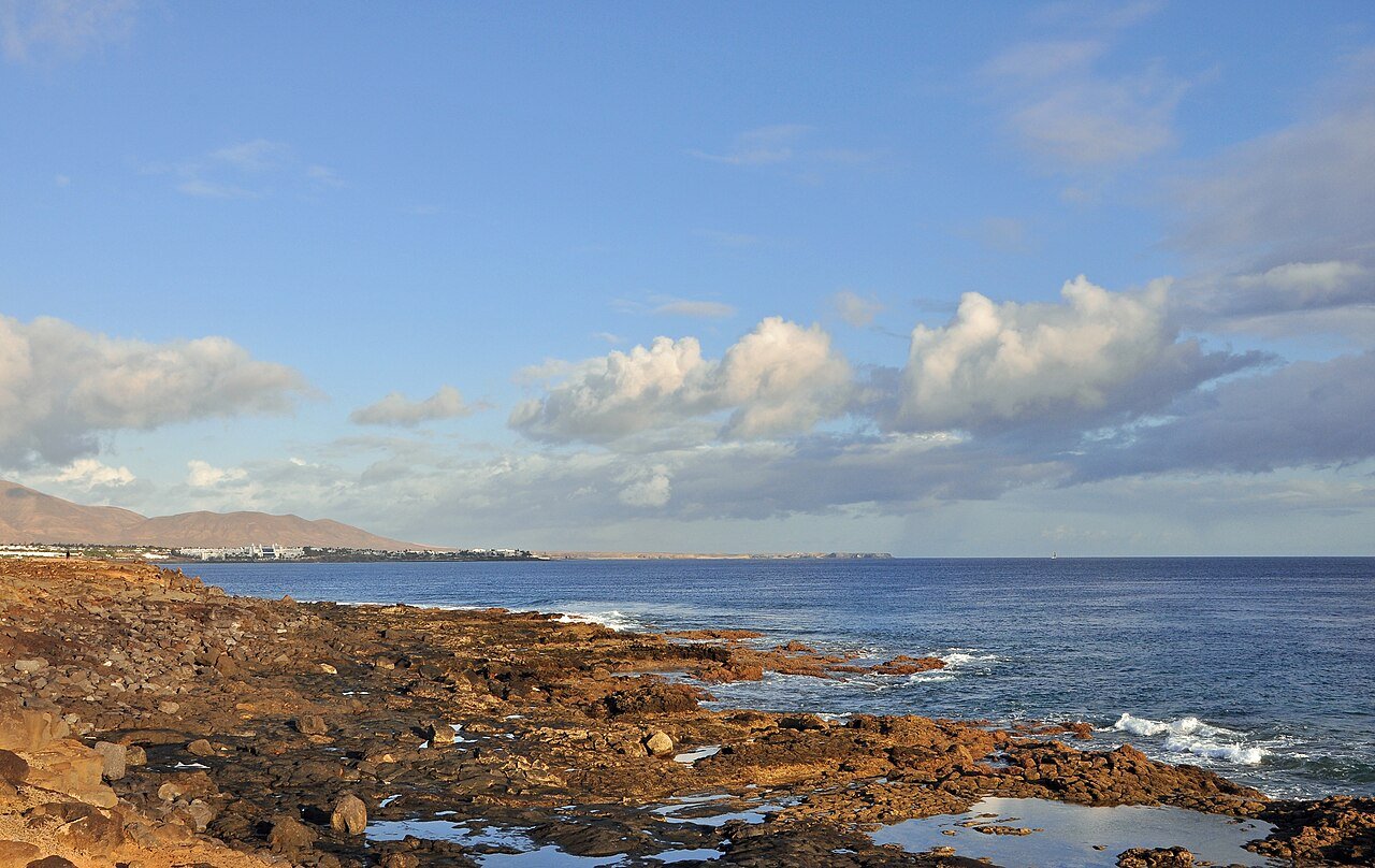 Foto de Montaña Roja por @baseline_wikimedia