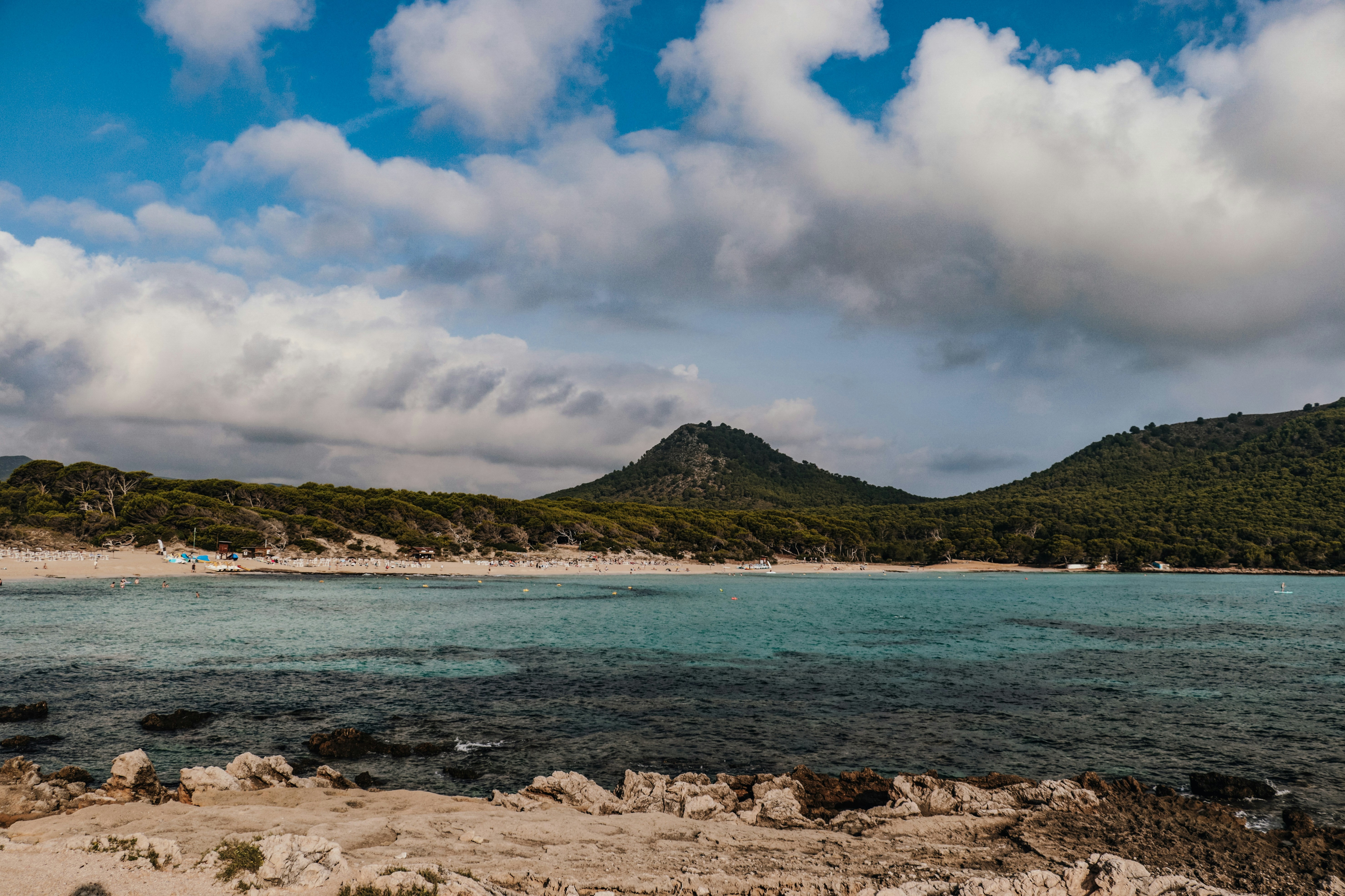 Foto de Cala Agulla por @baseline_unsplash