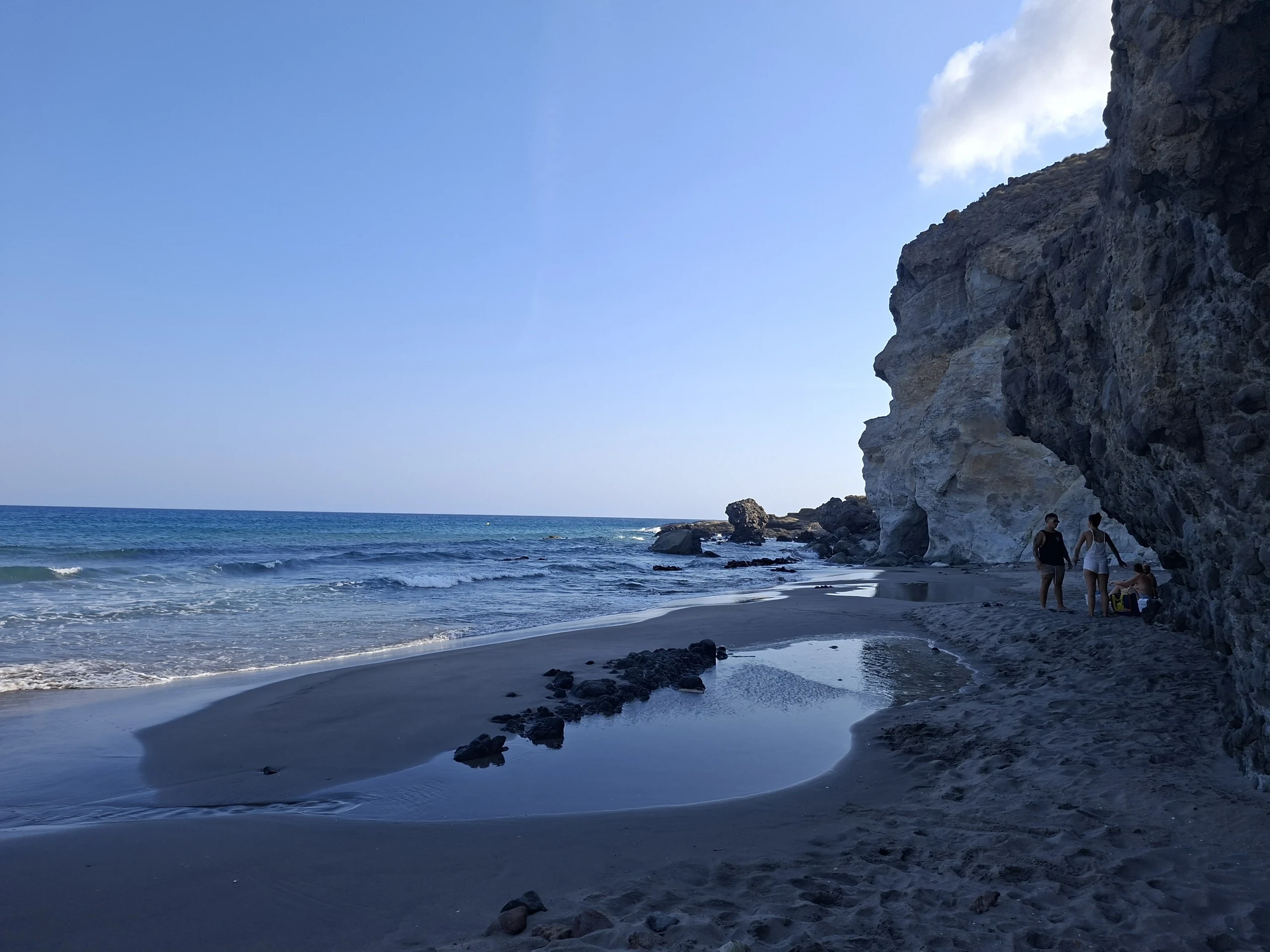 Foto de Cala De La Media Luna por @aroa
