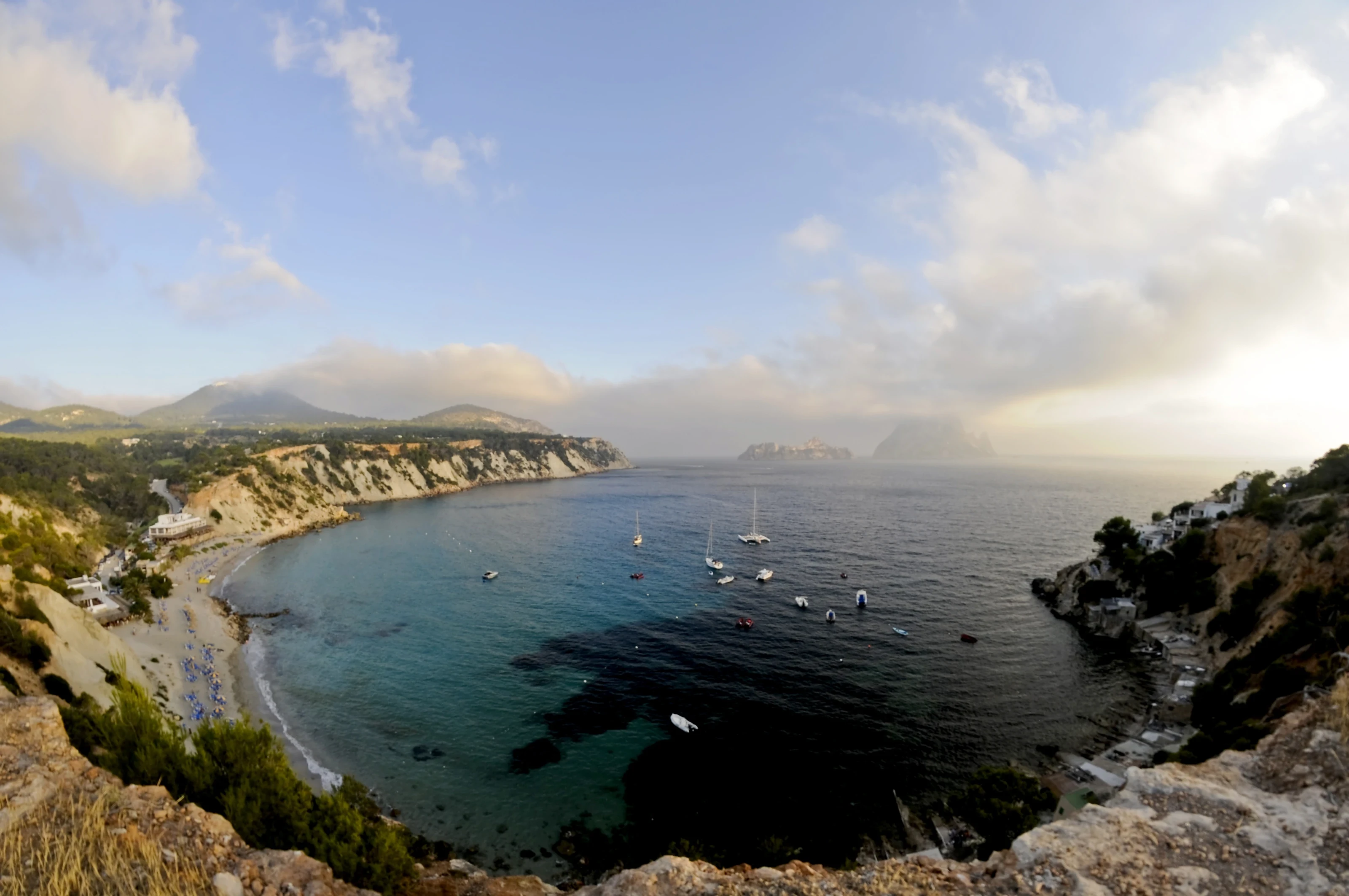 Foto de Cala De Porroig por 📸 © Turespaña
Fuente: tourspain.es