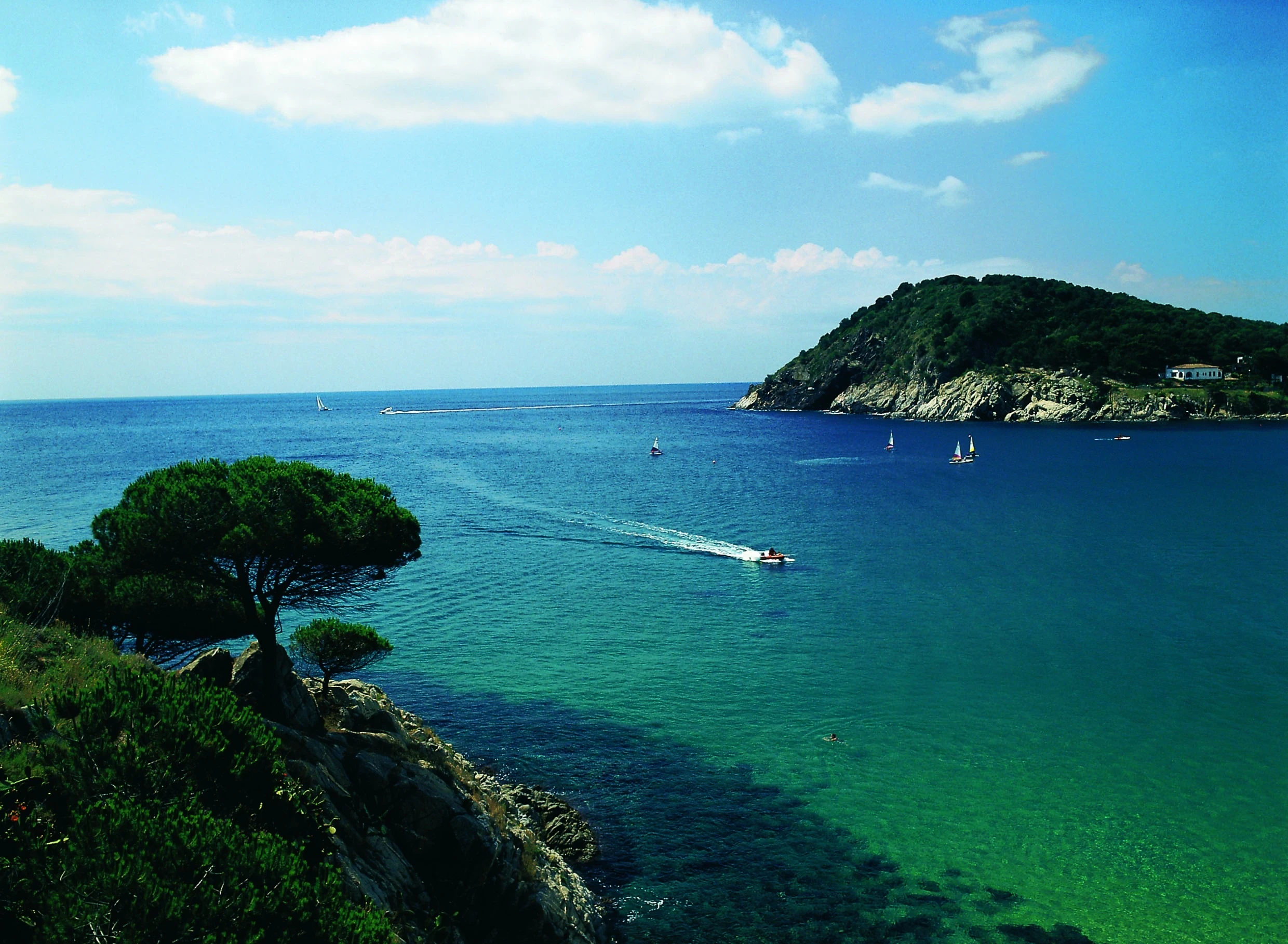 Foto de Sant Esteve De La Fosca por 📸 © Turespaña
Fuente: tourspain.es