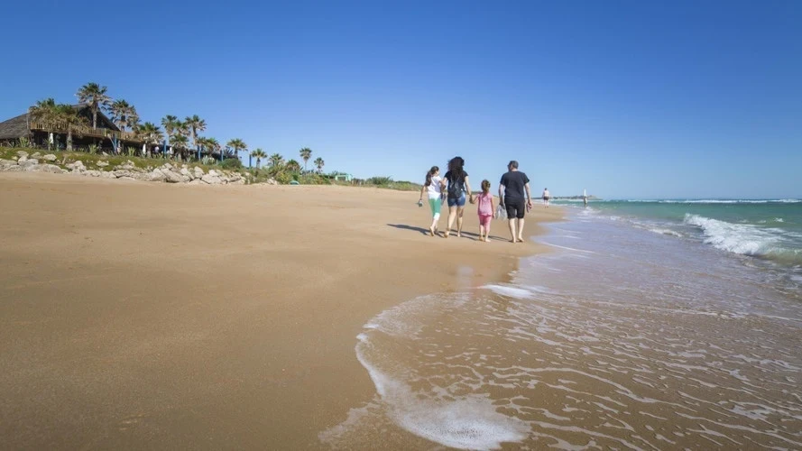 Foto de Zahora por 📸 © TURISMO ANDALUZ
Fuente: andalucia.org