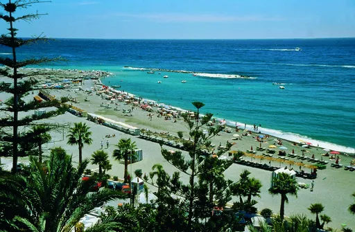 Puerta Del Mar