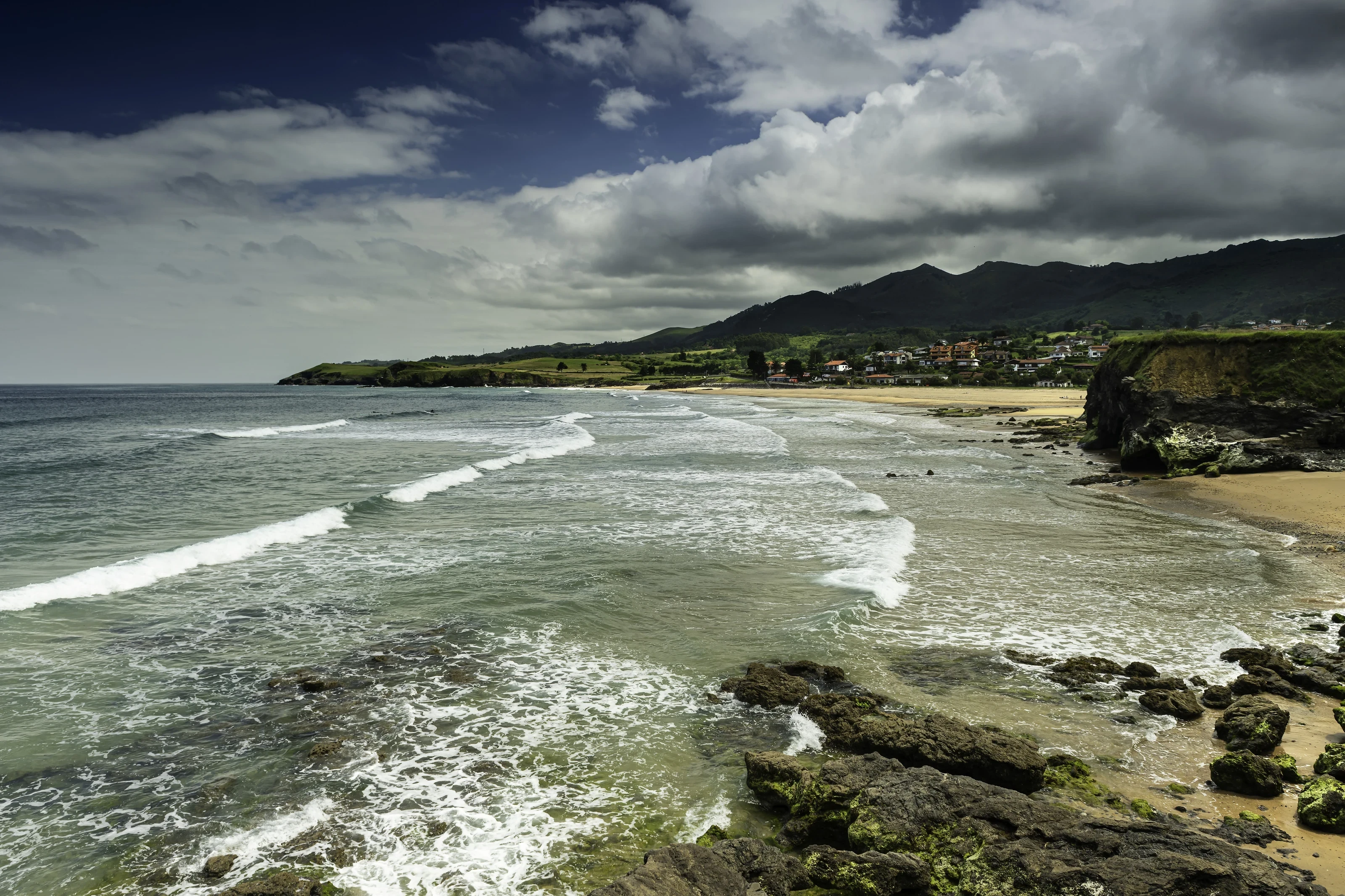 Foto de La Espasa por 📸 Julio Herrera Menéndez - Turismo Asturias