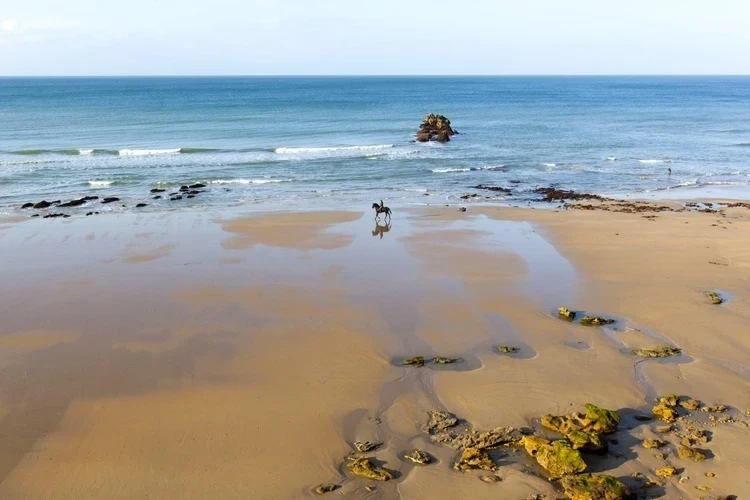 Foto de Los Bateles por 📸 © TURISMO ANDALUZ
Fuente: andalucia.org