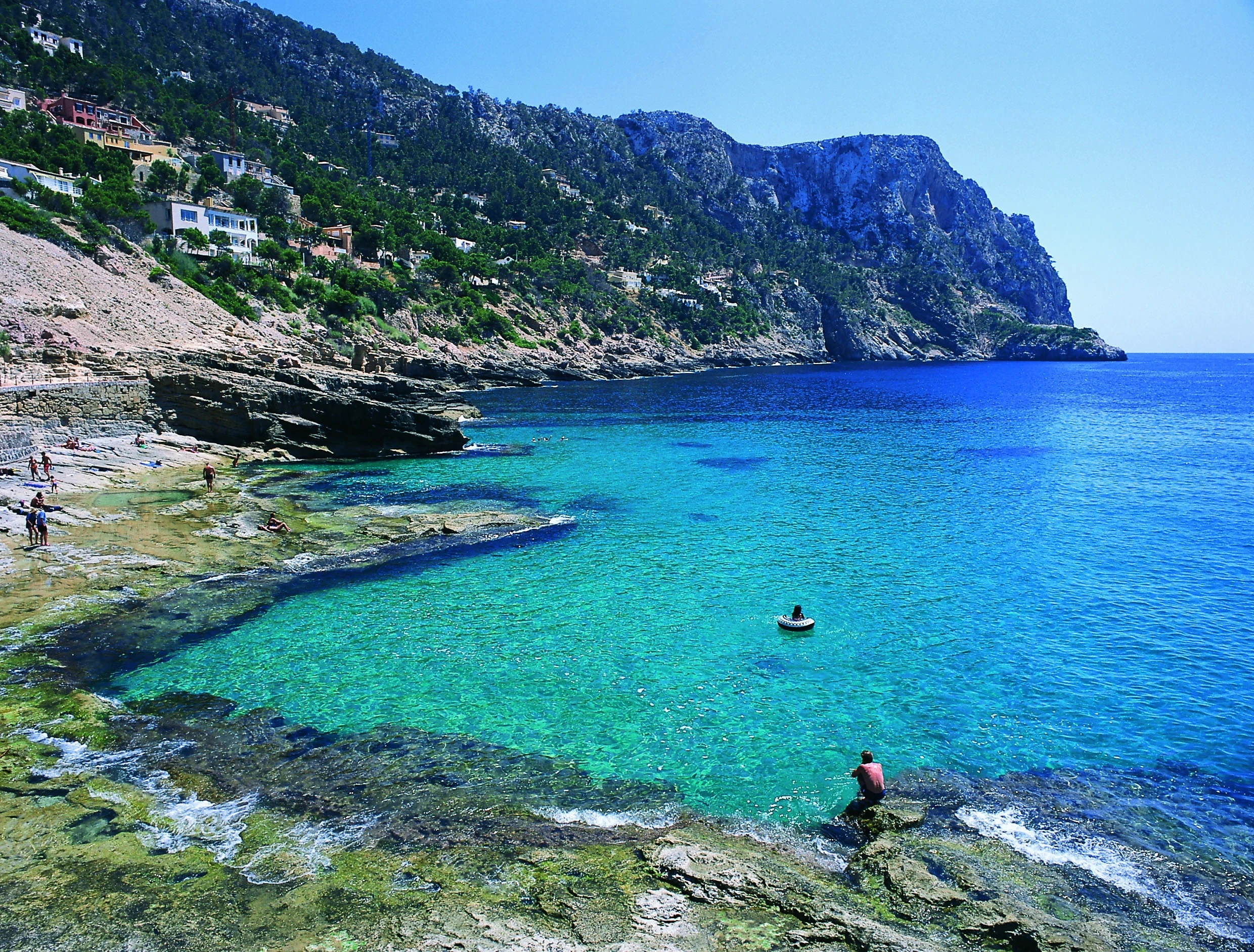 Foto de Cala Llamp por 📸 © Turespaña
Fuente: tourspain.es